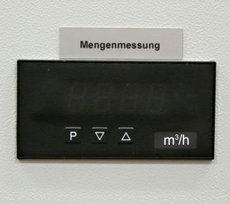 Kompaktschaltschrank LCD2 - System - LCD-Anzeige Mengenmessung, LCD-Anzeige und Tastensteuerung
